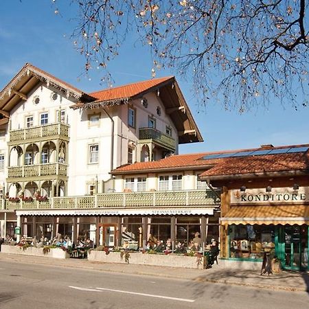 Cafe Chiemgau Und Gaestehaus 鲁波尔丁 外观 照片