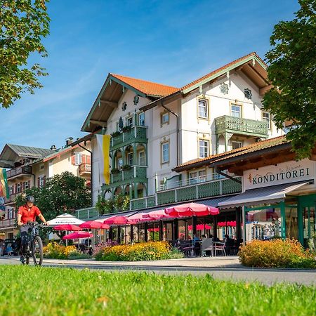 Cafe Chiemgau Und Gaestehaus 鲁波尔丁 外观 照片