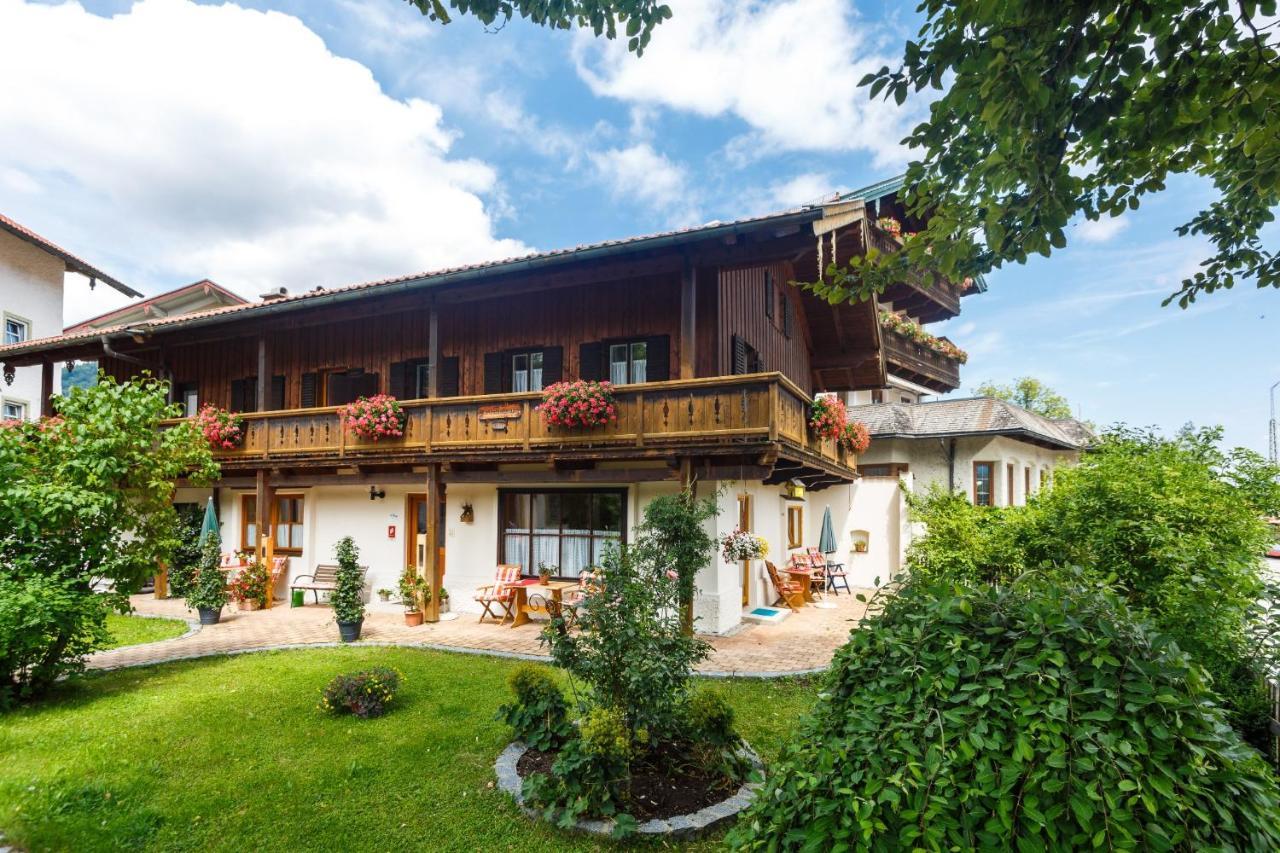 Cafe Chiemgau Und Gaestehaus 鲁波尔丁 外观 照片